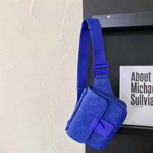 Louis Vuitton S Lock Sling Bag - LMB317