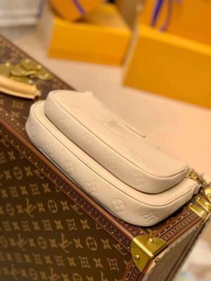 Louis Vuitton Multi Pochette Accessoires - LHB340