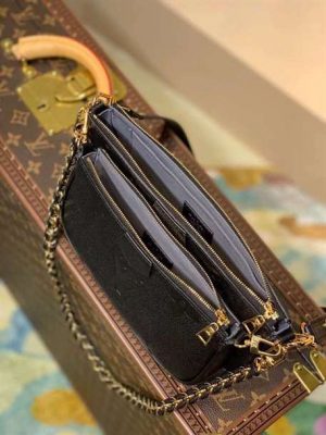 Louis Vuitton Multi Pochette Accessoires - LHB341