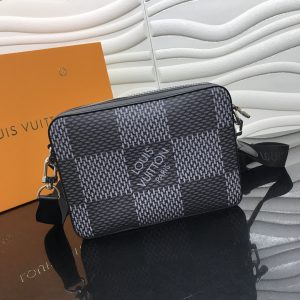 Louis Vuitton Outdoor Bumbag - LMB304