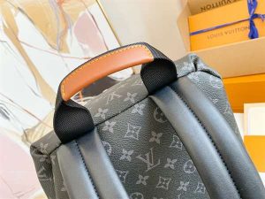 Louis Vuitton Discovery Backpack - LBP263