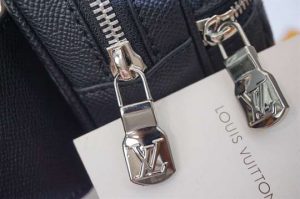 Louis Vuitton Outdoor Bumbag - LMB292