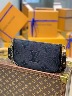 Louis Vuitton Multi Pochette Accessoires - LHB341