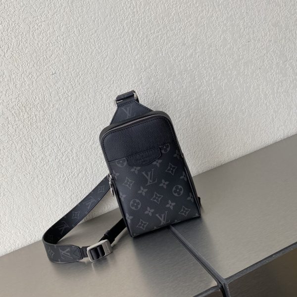 " Louis Vuitton Outdoor Slingbag - LMB172"