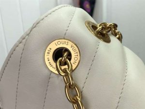 Louis Vuitton Wave Chain Bag - LHB323