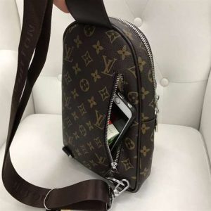 Louis Vuitton Avenue Sling Bag - LMB307