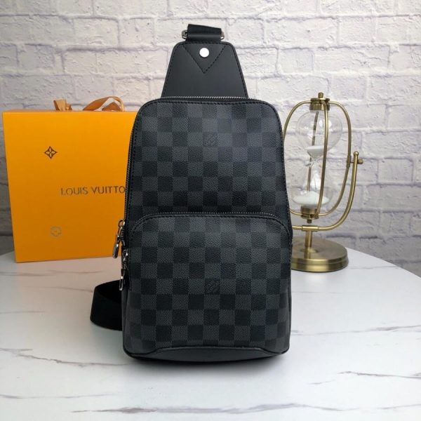 Louis Vuitton Avenue Sling Bag - LMB313