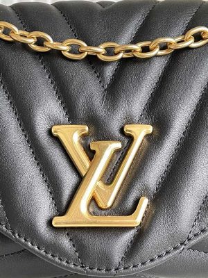 Louis Vuitton Chain bag - LHB351