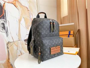 Louis Vuitton Discovery Backpack - LBP263