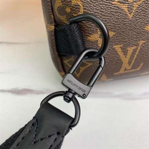 Louis Vuitton Avenue Sling Bag - LMB314