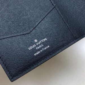 Louis Vuitton Passport Cover - WPR087