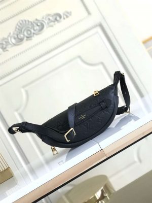 Louis Vuitton Discovery Bumbag - LBB265