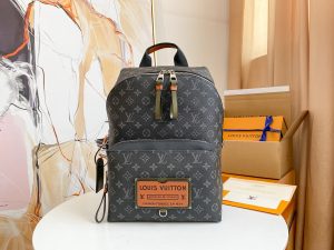 Louis Vuitton Discovery Backpack - LBP263
