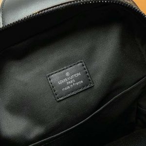 Louis Vuitton Avenue Sling Bag - LMB238