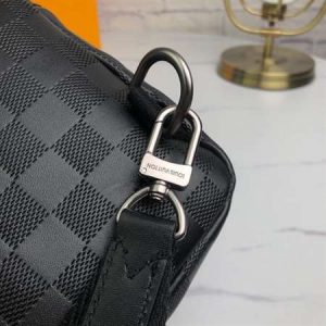 Louis Vuitton Avenue Sling Bab - LMB312