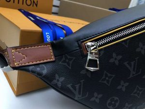 Louis Vuitton Discovery Bumbag - LBB277