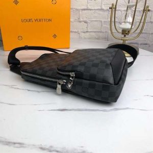 Louis Vuitton Avenue Sling Bag - LMB313