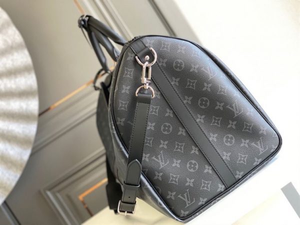 Louis Vuitton Monogram Eclipse Keepall Bandouliere - LDB082