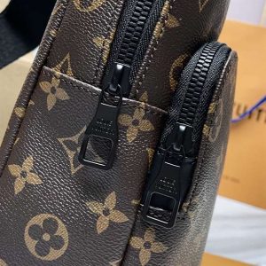 Louis Vuitton Avenue Sling Bag - LMB238