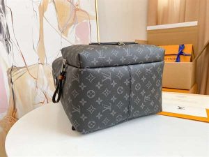 Louis Vuitton Discovery Backpack - LBP263