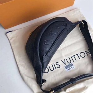 Louis Vuitton Discovery Bumbag - LBB310