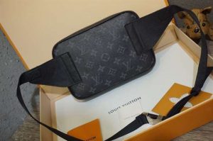 Louis Vuitton Outdoor Bumbag - LMB292