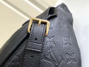 Louis Vuitton Discovery Bumbag - LBB265