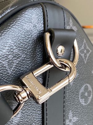 Louis Vuitton Monogram Eclipse Keepall Bandouliere - LDB082