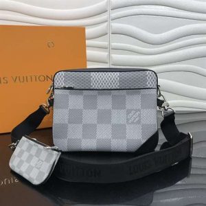 Louis Vuitton Outdoor Bumbag - LMB305