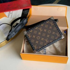 Louis Vuitton Clutch Box Monogram Eclipse Canvas LMB036