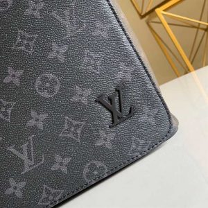 Louis Vuitton District Mm Monogram Eclipse Canvas LMB023