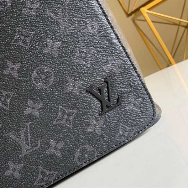 Louis Vuitton District Mm Monogram Eclipse Canvas LMB023