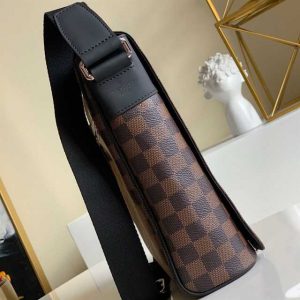 Louis Vuitton District Pm Damier Ebene Canvas LMB064