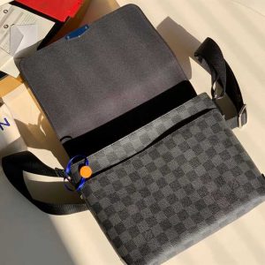 Louis Vuitton District Pm Damier Graphite Canvas LMB030