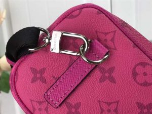 Louis Vuitton Outdoor Pouch LMB069