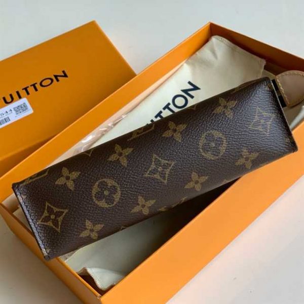 Louis Vuitton Toiletry Pouch 19 Monogram Canvas In Brown LP48