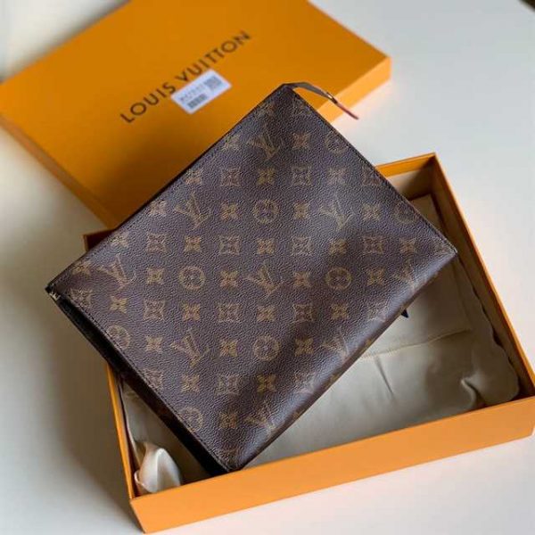 Louis Vuitton Toiletry Pouch 26 Monogram Canvas LP47