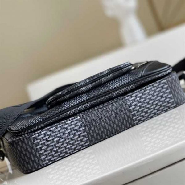 Louis Vuitton Trio Messenger Damier Graphite Canvas LMB027