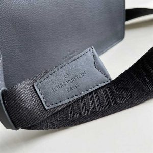 Louis Vuitton Aerogram Slingbag LMB017