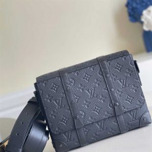 Louis Vuitton Trunk Messenger Bag Taurillon Monogram Leather LMB016