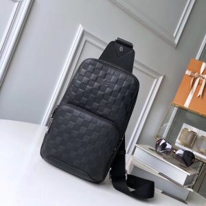 Louis Vuitton Avenue Sling Bag - LMB315