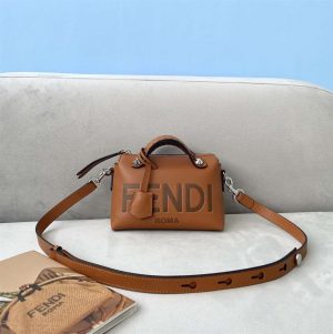 FD Medium 8286 By The Way Handle Bag - FPD85