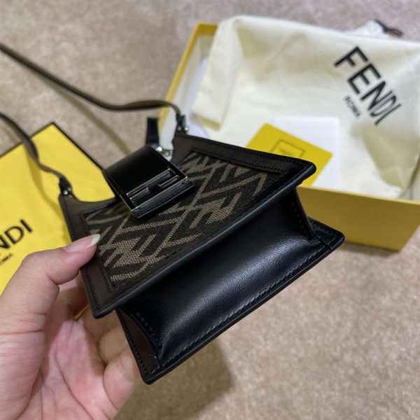 Fendi Baguette - FPD39