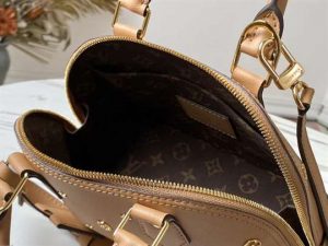 Louis Vuitton Alma BB - LHB380