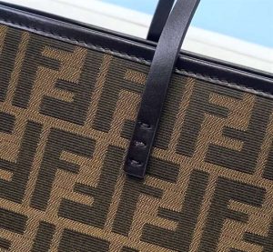 Fendi Handle Bag - FPD67