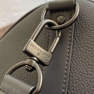 Louis Vuitton Keepall Bandoulière 40 - LDB120