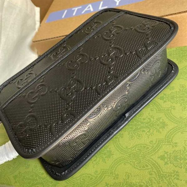 Gg Embossed Cosmetic Case Black Gg Embossed Leather Cotton Linen Lining GMB020