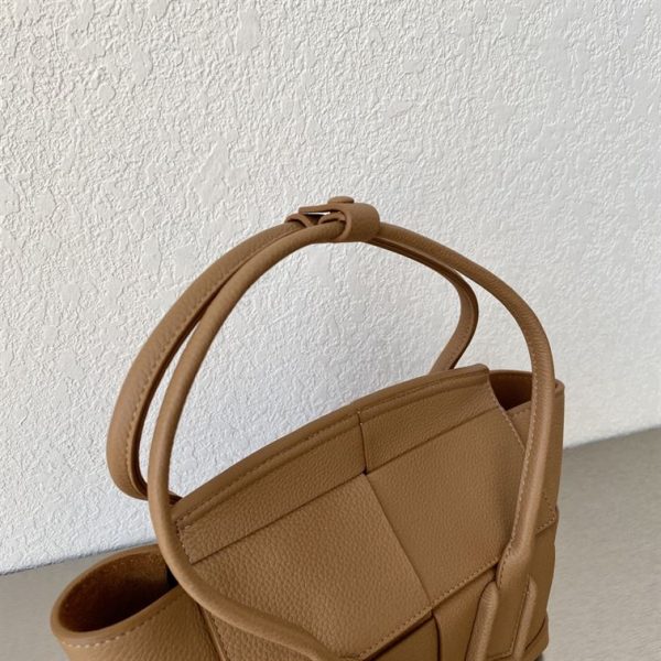 Bottega Veneta Women's Arco in Caramel - PBV29