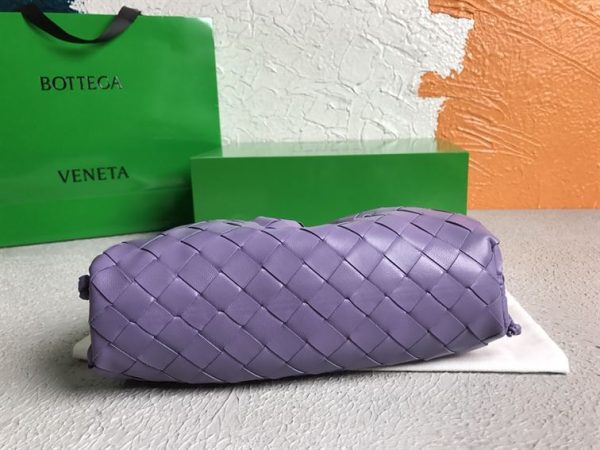 Bottega Veneta Women's Mini Pouch in Lavender - PBV25