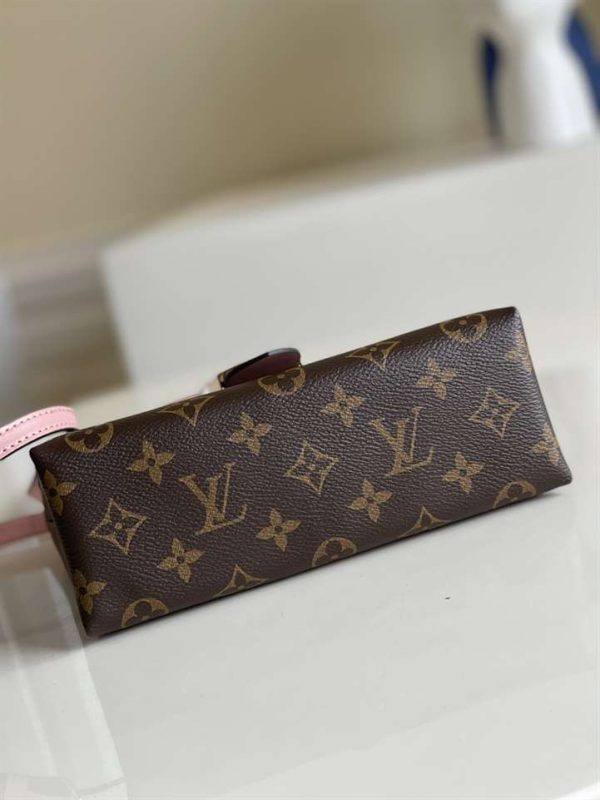 LOUIS VUITTON LOCKY BB - LHB170